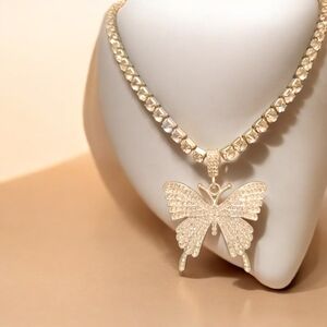 Gold Butterfly Pendant Necklace